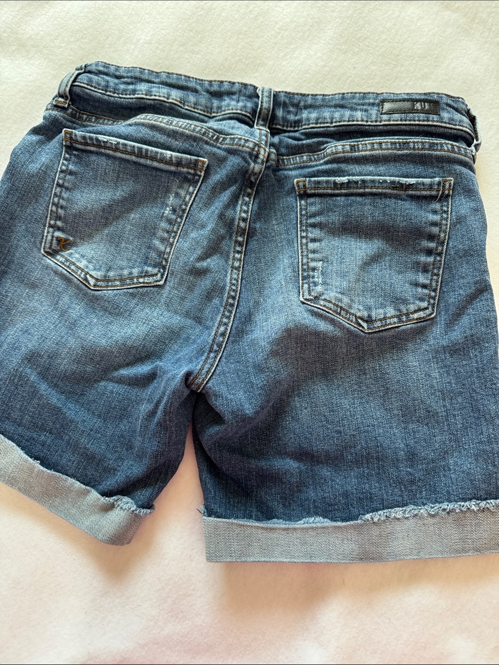 KUT from the Kloth Catherine Boyfriend Denim Shorts Distressed Cuffed Size 8 - Picture 11 of 12